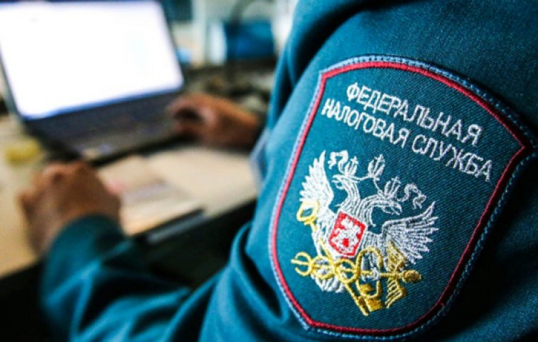 Налоговики берут под контроль покупки россиян, частники и мошенники ждут своей очереди.
