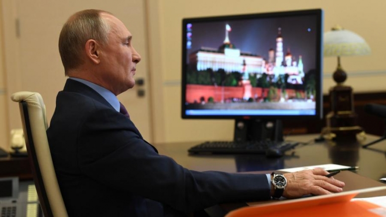 В России прошла социалистическая революция.