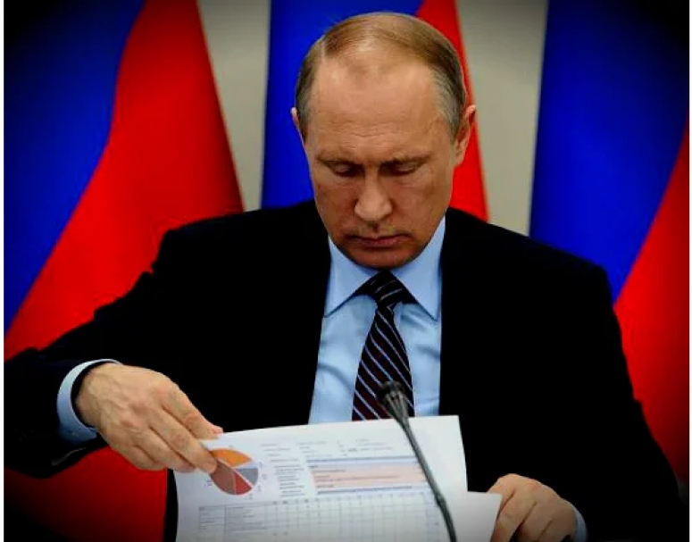 О том, есть ли заговор против В.Путина, почему К.Собчак дружит с Чубайсом и какую революцию осуществил Сурков