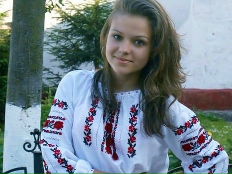 АВТОР ЭТОГО СТИХОТВОРЕНИЯ ИРИНА САМАРИНА, СМЕЛАЯ ПОЭТЕССА ИЗ ПОЛТАВЫ!