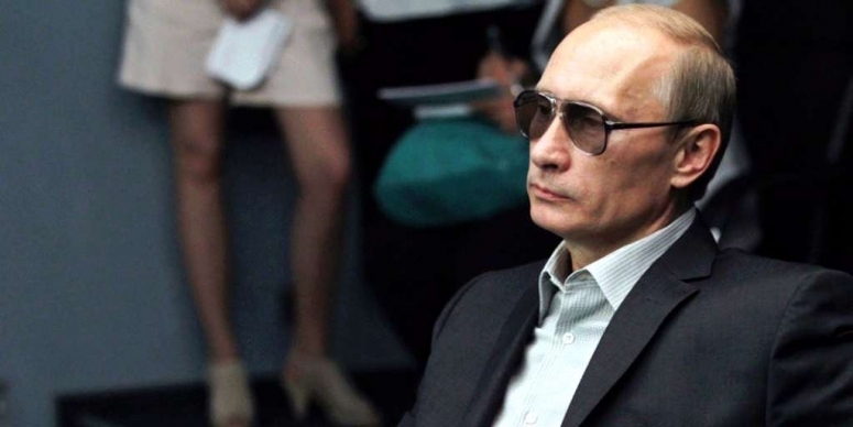 ПУТИН НАНОСИТ ОТВЕТНЫЙ УДАР: &laquo;ЕЩЕ ПЯТЬ СТРАН ЗАПАДА ПРЕКЛОНИЛИ ПЕРЕД РОССИЕЙ КОЛЕНИ&raquo;