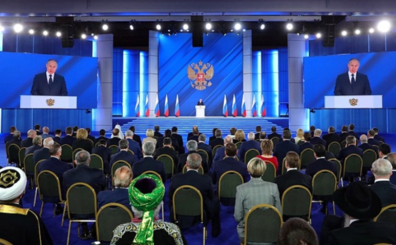 17-е послание Владимира Путина Федеральному Собранию. Кому и как аукнется...