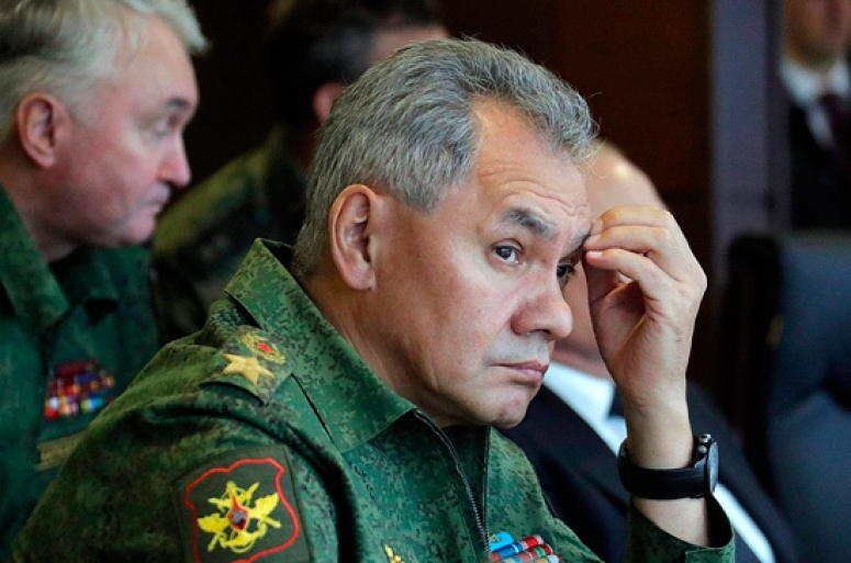 Аутсорсинг в армии не оправдал себя, заявил Шойгу