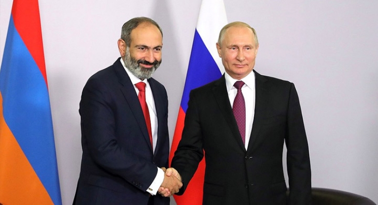 Пашинян &mdash; Путин: спасти Армению от самоубийства