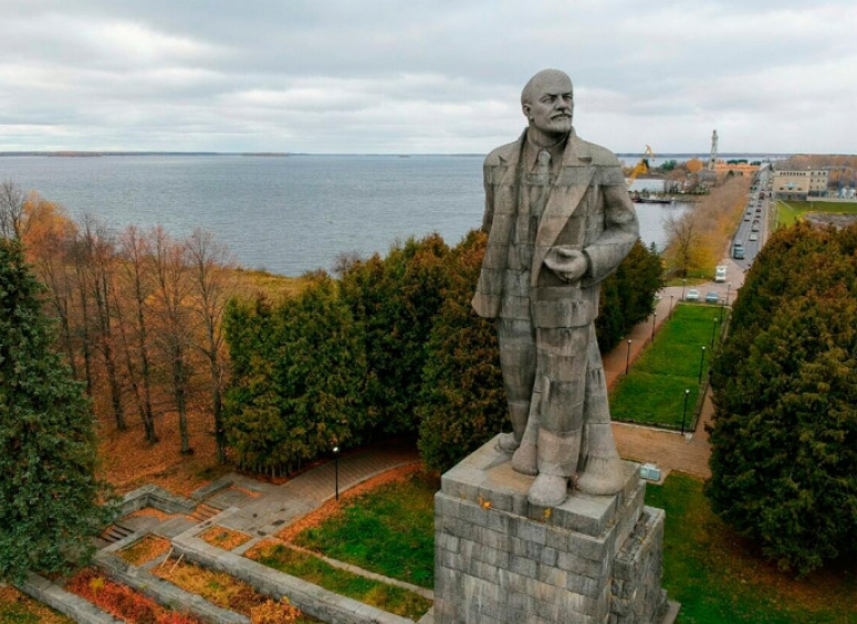 &laquo;Левый поворот&raquo; Путина: игра или неизбежность?