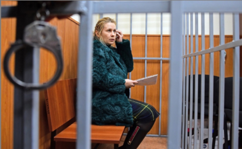 Верная помощница Дворковича арестована за взятку