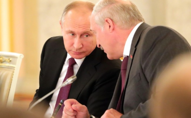 Россия готова помочь Белоруссии. Путин сказал своё слово: "У меня есть определённые предложения"