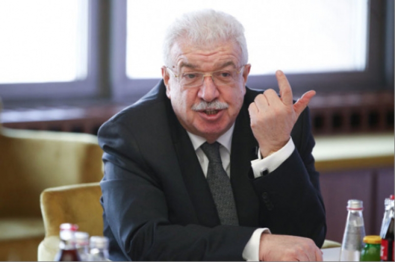Гусман спонсирует чужую армию?